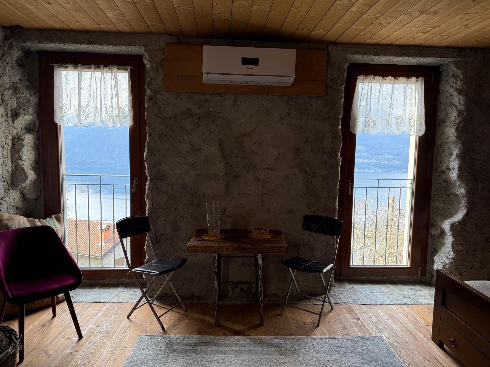 Stone House: Fairytale Flat With Magic Lake View 벨라노 외부 사진