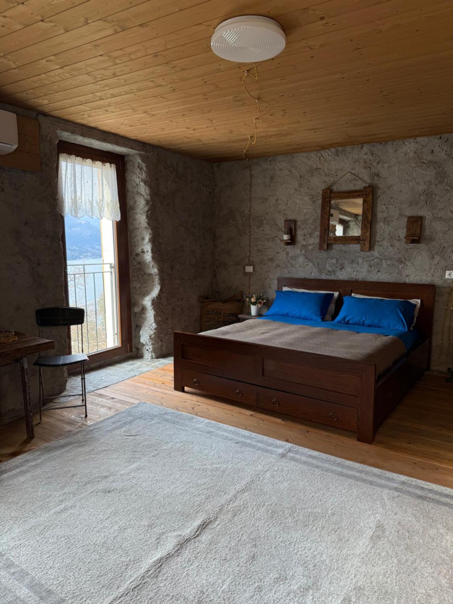 Stone House: Fairytale Flat With Magic Lake View 벨라노 외부 사진